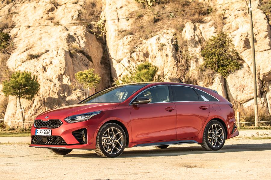  Kia ProCeed GT Line 2019 года  (WW) (фото 29 из 40)